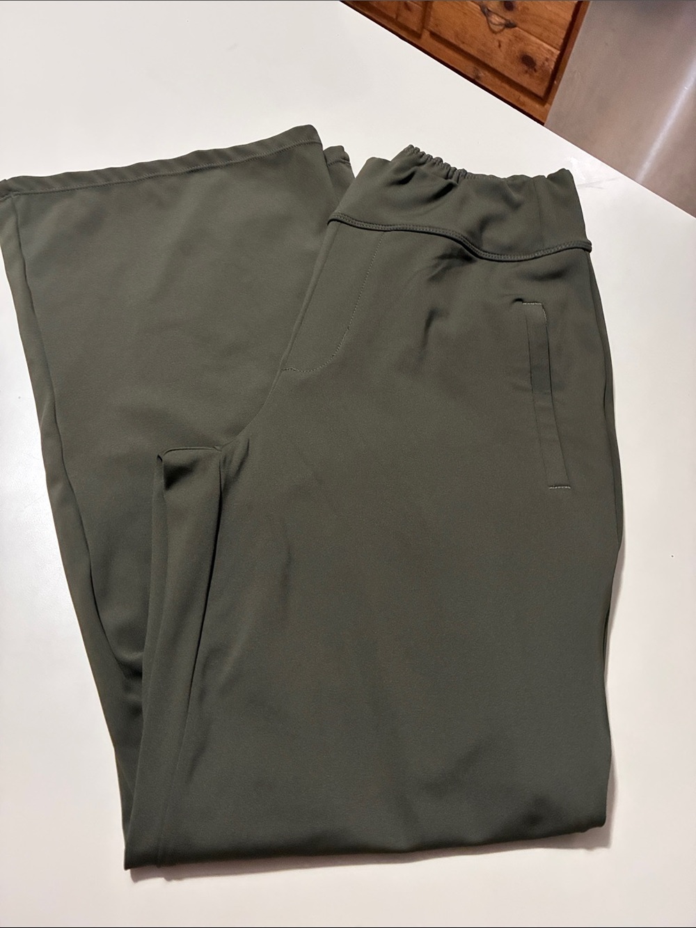 HALARA Women's Olive Green High-Waist Performance Leggings